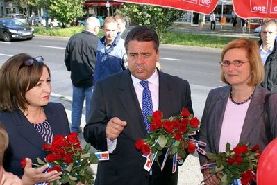Dilek Kolat, Sigmar Gabriel und Angelika Schöttler